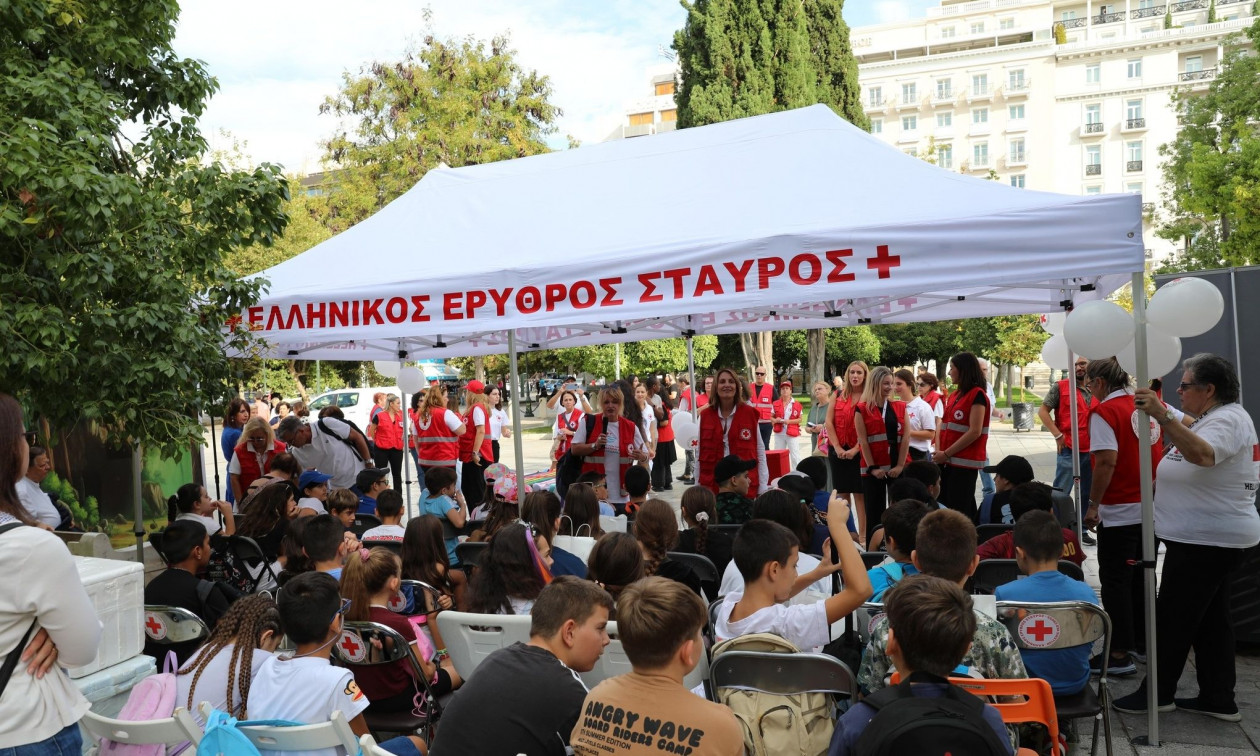O Ελληνικός Ερυθρός Σταυρός τιμά την Παγκόσμια Ημέρα Ψυχικής Υγείας με μεγάλη δράση στο Σύνταγμα
