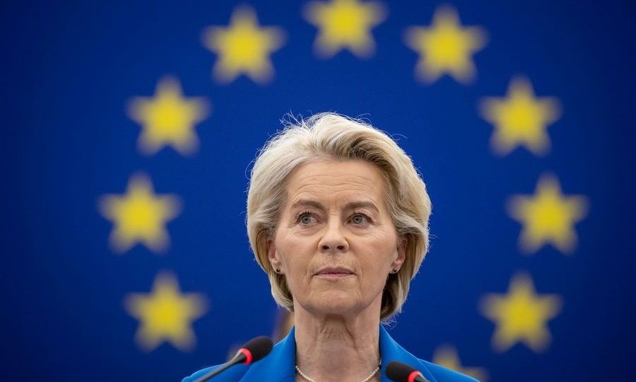 Ούρσουλα φον ντερ Λάιεν: «Μην πέσετε στην παγίδα του Πούτιν» – Αντιμέτωπη με 2 προτάσεις μομφής