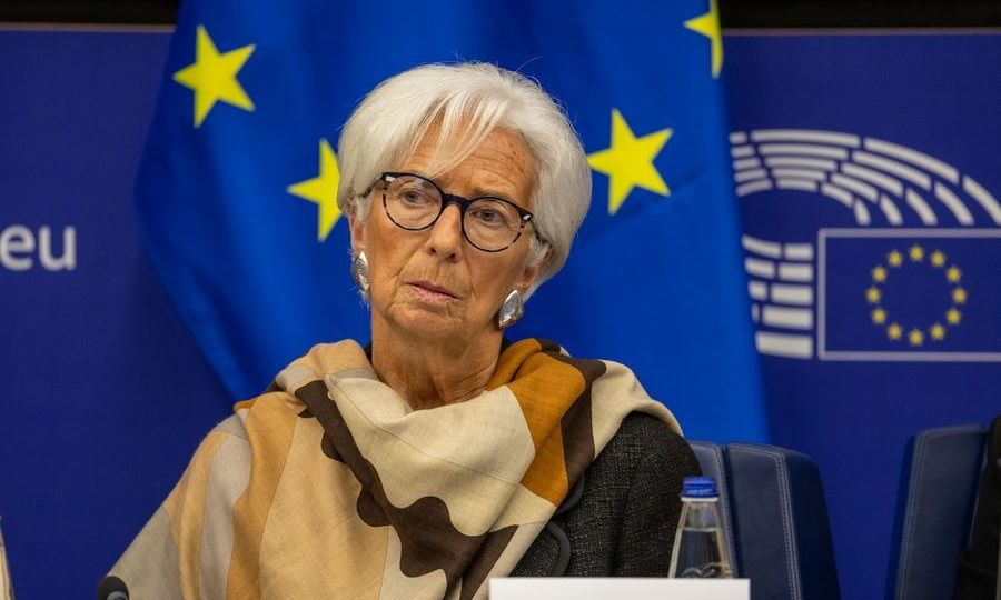 Λαγκάρντ: Η ΕΕ πρέπει να σεβαστεί το διεθνές δίκαιο για τα δεσμευμένα ρωσικά περιουσιακά στοιχεία