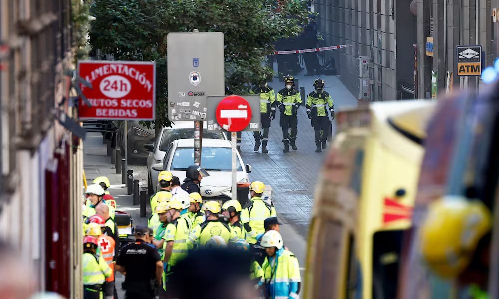Κατέρρευσε κτήριο στο κέντρο της Μαδρίτης – Τουλάχιστον δύο εγκλωβισμένοι και ένας σοβαρά τραυματίας