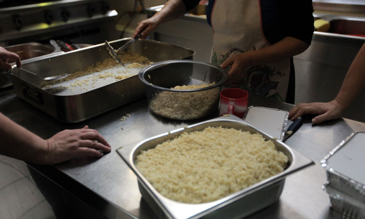 ΕΛΣΤΑΤ: Το 7% του πληθυσμού της Ελλάδας αντιμετώπισε πέρυσι μέτρια ή σοβαρή ανεπάρκεια τροφής