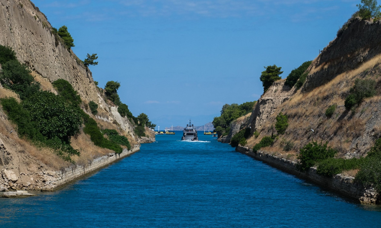 Διώρυγα της Κορίνθου: Κλειστή από τις 15/10 λόγω εργασιών αποκατάστασης των πρανών