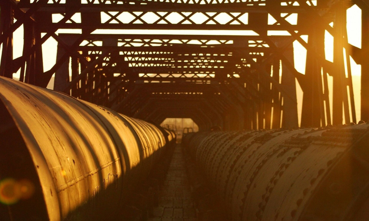 Οι πρέσβεις της ΕΕ ενέκριναν σχέδιο για απαγόρευση των εισαγωγών ρωσικού πετρελαίου – φυσικού αερίου