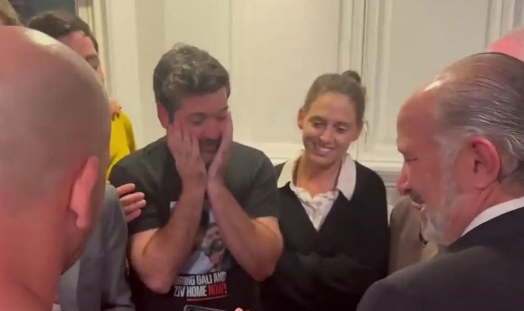 Γάζα: «Είστε ειρηνοποιός» – Συγγενείς Ισραηλινών ομήρων ευχαριστούν τηλεφωνικά τον Ντόναλντ Τραμπ