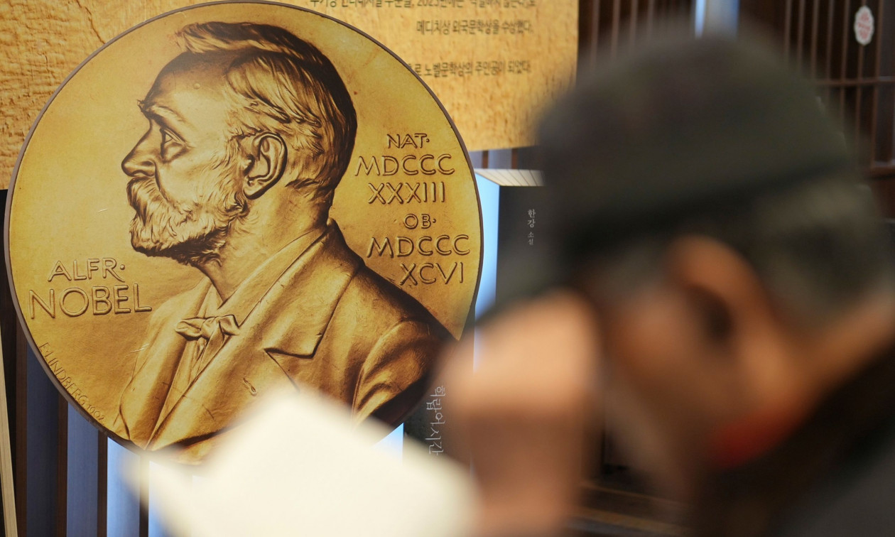 Σήμερα το Νόμπελ Λογοτεχνίας: Τα φαβορί – Η Κινέζα avant garde και ο μεταμοντέρνος Ούγγρος