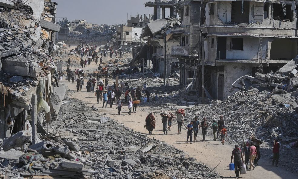 Σε ισχύ η συμφωνία για τη Γάζα: Χιλιάδες Παλαιστίνιοι επιστρέφουν, αλλά ο Νετανιάχου προειδοποιεί