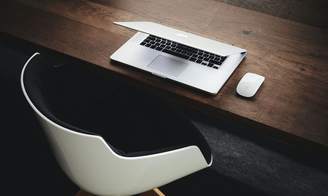 Παιδική πορνογραφία: Χειροπέδες σε 39χρονο για πλήθος αρχείων σε διαδικτυακή πλατφόρμα