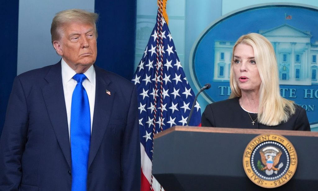 Ντόναλντ Τραμπ: Κοινοποίησε στο Truth Social προσωπικό μήνυμα προς την υπουργό Δικαιοσύνης