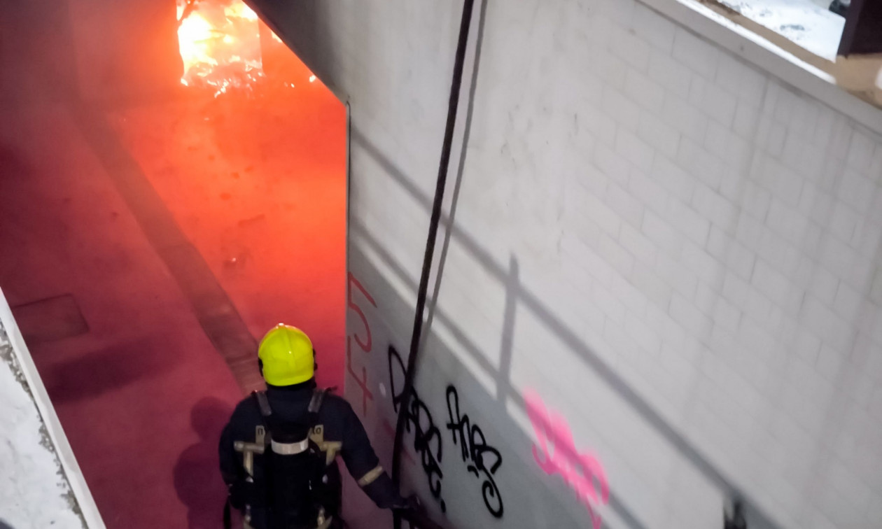 Φωτιά σε υπόγεια διαβάση στην Λεωφόρο Συγγρού