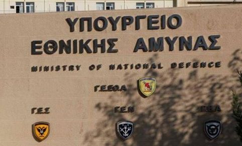 Πηγές ΥΠΕΘΑ για δημοσίευμα: Παντελώς ανυπόστατος ισχυρισμός για το ταξίδι του Νίκου Δένδια