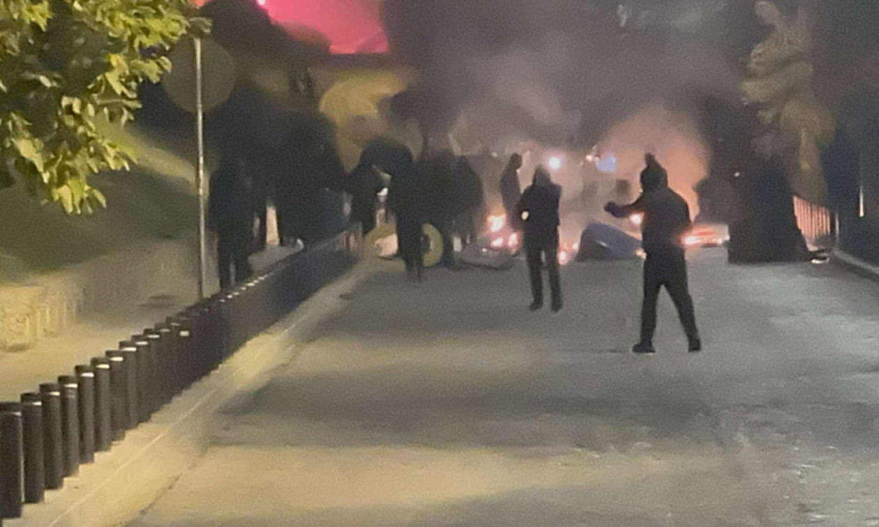 Θεσσαλονίκη: Μολότωφ και επίθεση σε… παιδική χαρά μετά από «αντιφασιστικό φεστιβάλ»