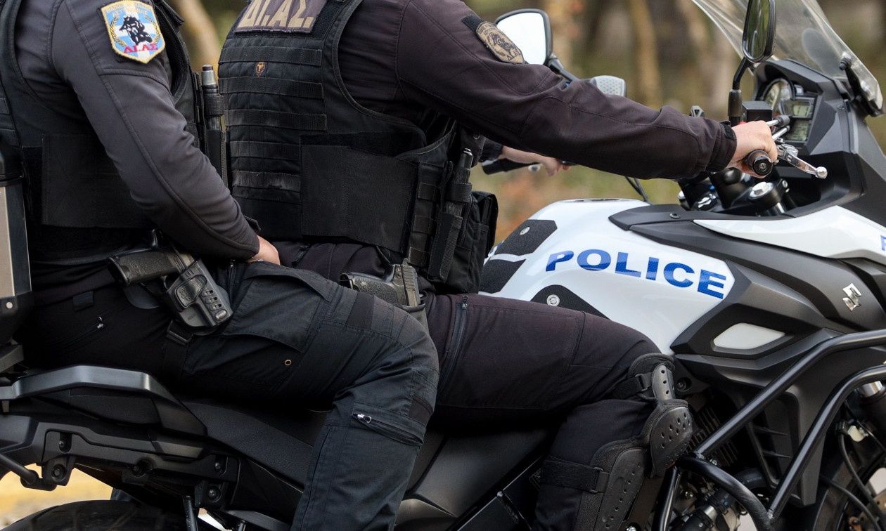 Εξαρθρώθηκε σπείρα διαρρηκτών στα Βόρεια Προάστια – Συνελήφθη 32χρονος αλλοδαπός μετά από καταδίωξη