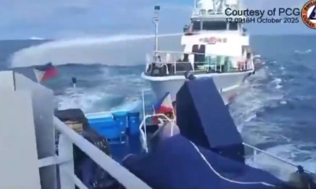 Σκάφος της κινεζικής ακτοφυλακής εμβόλισε φιλιππινέζικο πλοίο στη Νότια Σινική Θάλασσα – Βίντεο