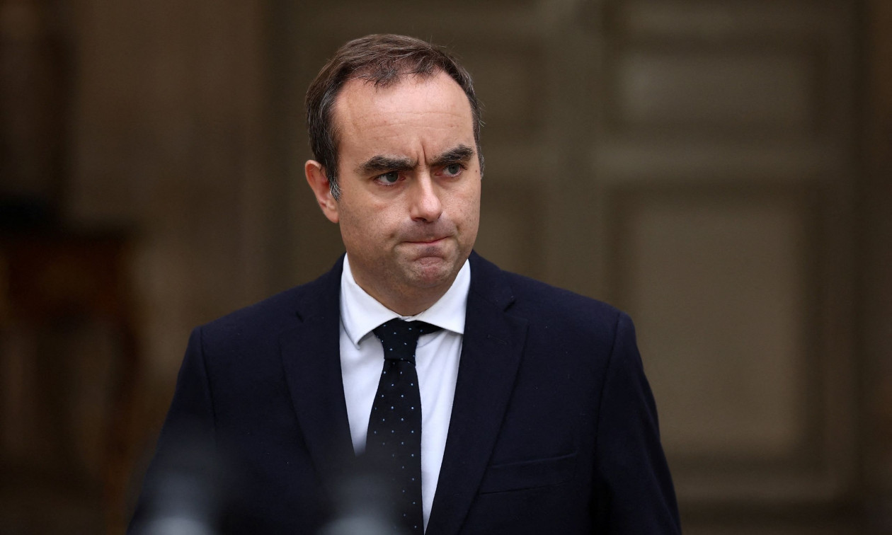 Λεκορνί: Η νέα κυβέρνηση «διορίστηκε για να προωθήσει έναν προϋπολογισμό» στη Γαλλία