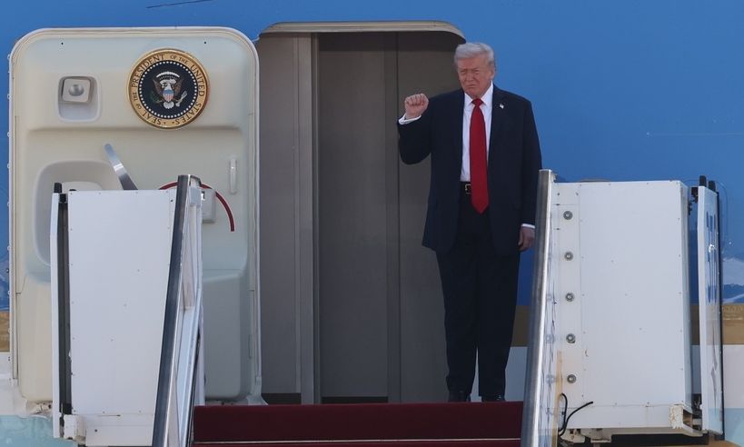 Έφτασε στην Αίγυπτο ο Τραμπ – Ξεκινάει η σύνοδος κορυφής – Δείτε Live εικόνα