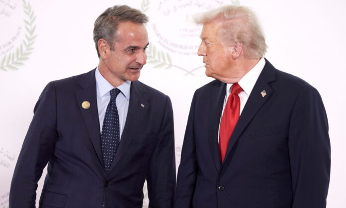 1686574-a5aba265-mitsotakis-trump-2.jpg