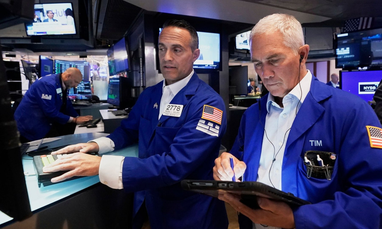 Ανοδικό ξέσπασμα στη Wall Street – Άλμα για τον Nasdaq