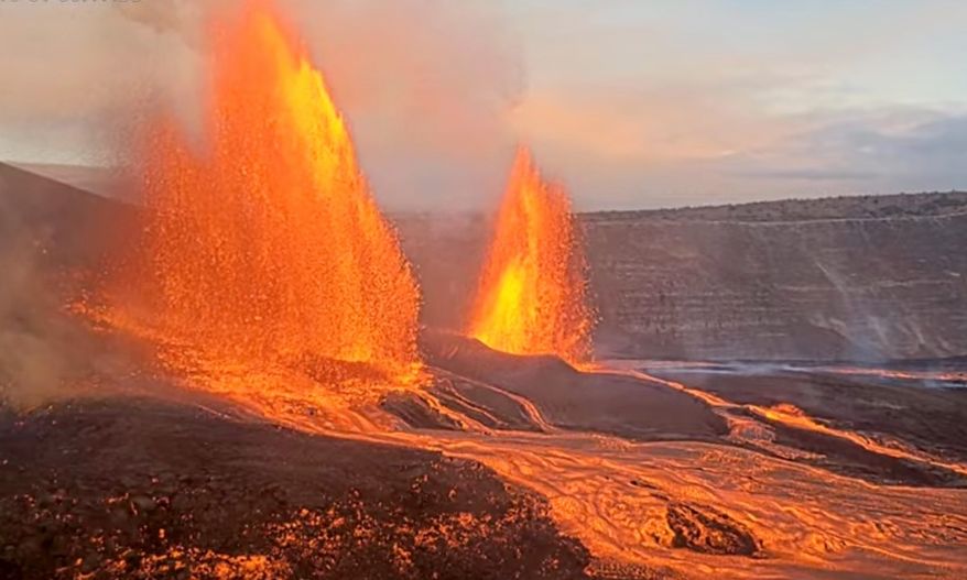 Ένα νέο ηφαιστειακό νησί αναδύθηκε από τον ωκεανό προκαλώντας δέος στους επιστήμονες