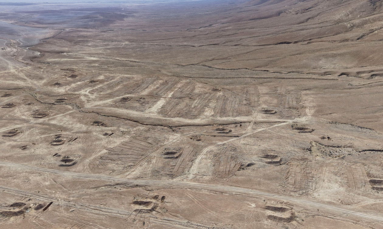 Reuters: Το καθεστώς Άσαντ μετέφερε μυστικά χιλιάδες πτώματα από μαζικό τάφο