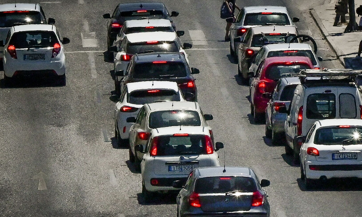 Κίνηση: Μεγάλες καθυστερήσεις σε Κηφισό, Συγγρού και Κηφισίας –  Προβλήματα και στην Αττική Οδό