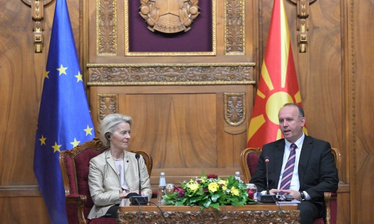 Προειδοποίηση Φον ντερ Λάιεν στα Σκόπια – Τι ανέφερε για το Σύνταγμα