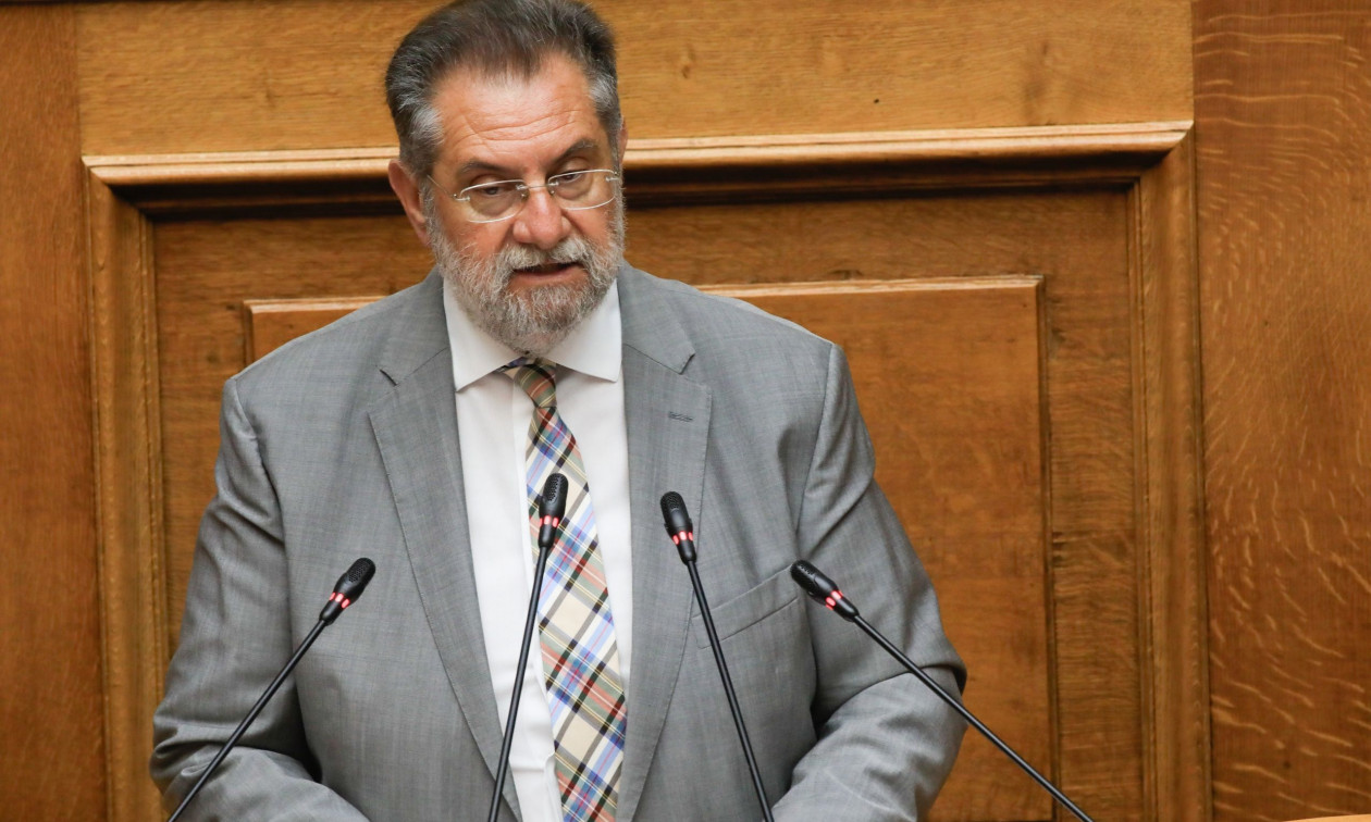 Τι λένε στο ΣΥΡΙΖΑ για τις δηλώσεις Παναγιωτόπουλου περί «τριτοκοσμικών, ψημένων στον ήλιο, εργατών»