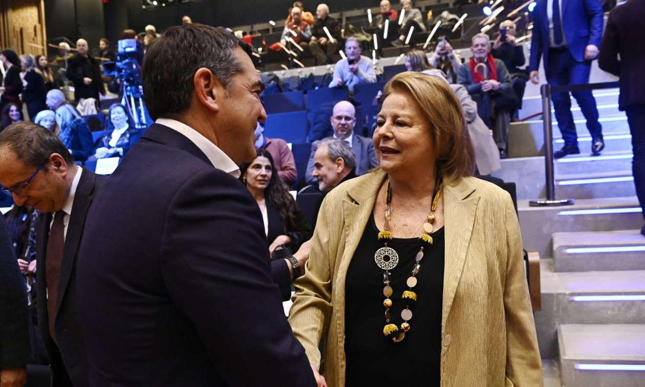 Γέφυρες με… εμπόδια ρίχνει η Κατσέλη στον Τσίπρα: «Δεν τα σπάσαμε ποτέ»