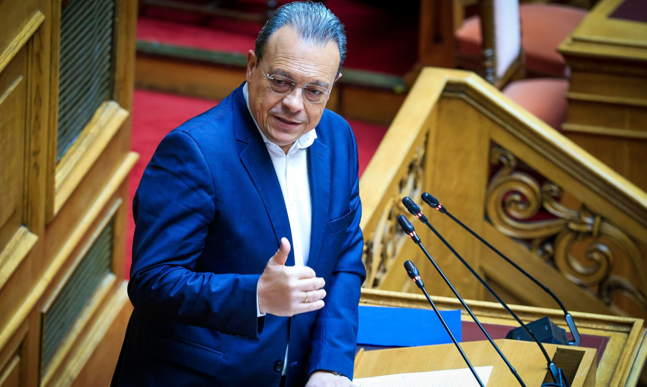 Φάμελλος: «Τα εθνικά συμφέροντα υποχωρούν εξαιτίας της πολιτικής Μητσοτάκη»