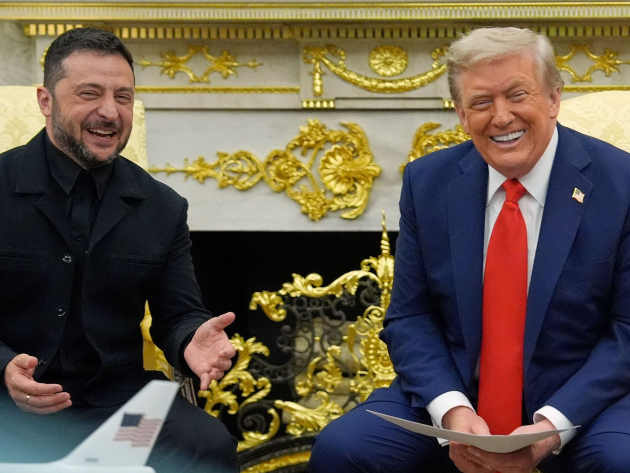 Από την καταστροφή, στις ευχαριστίες: Τι συνέβη στις προηγούμενες συναντήσεις Τραμπ – Ζελένσκι