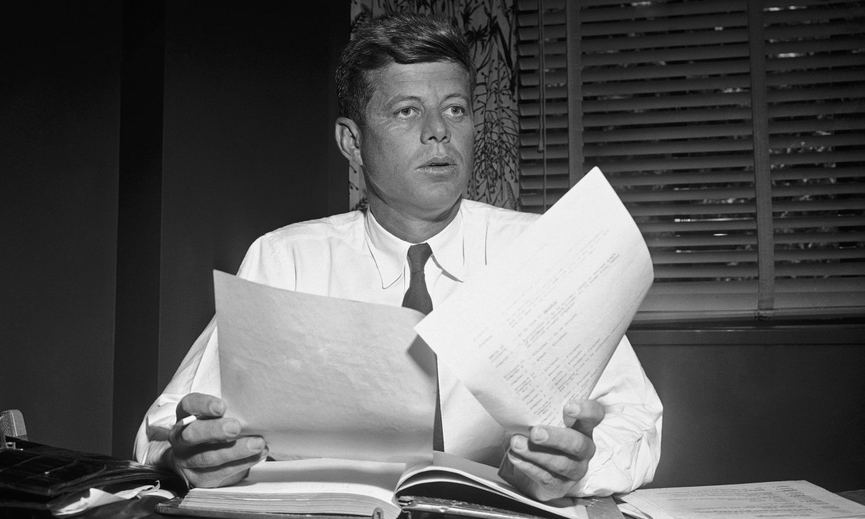 Τζον Κένεντι: Νέο βιβλίο «φωτίζει» άγνωστες πτυχές της ζωής του 35ου προέδρου των ΗΠΑ