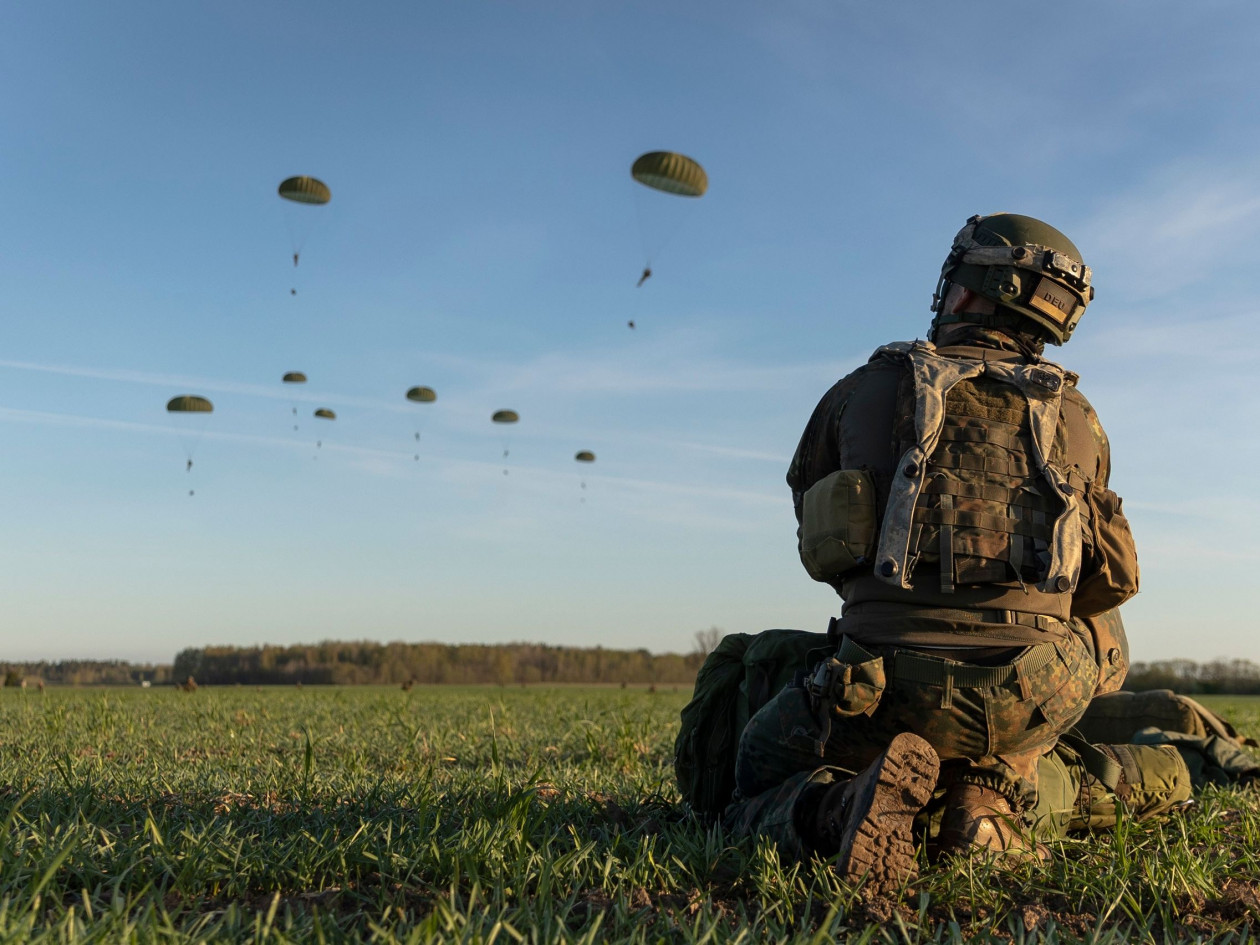 Γερμανία: Έξι στους δέκα Γερμανούς αντιτίθενται σε στρατιωτική θητεία με κλήρωση