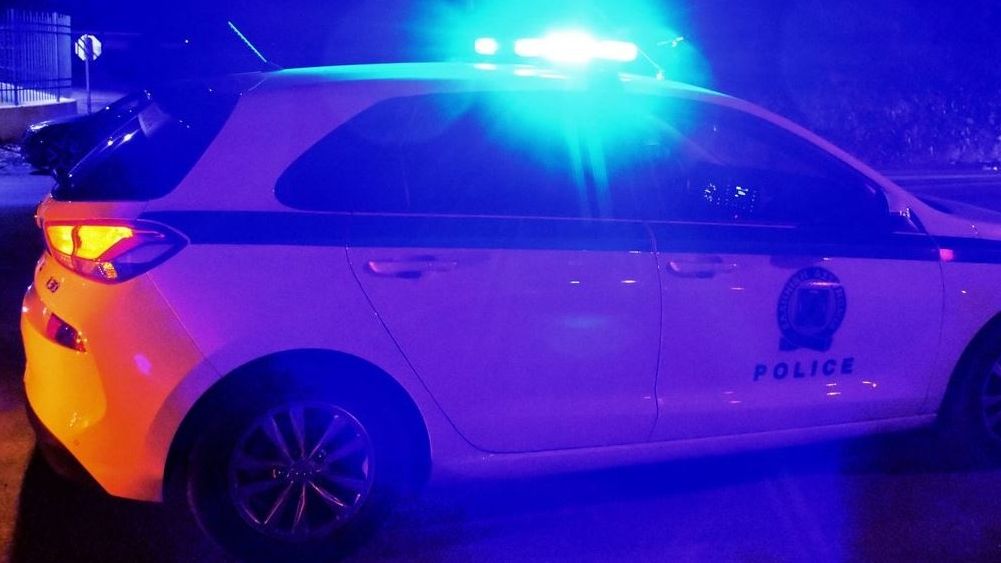 Κορωπί: Καταδίωξη μηχανής που παραβίασε 6 κόκκινα φανάρια