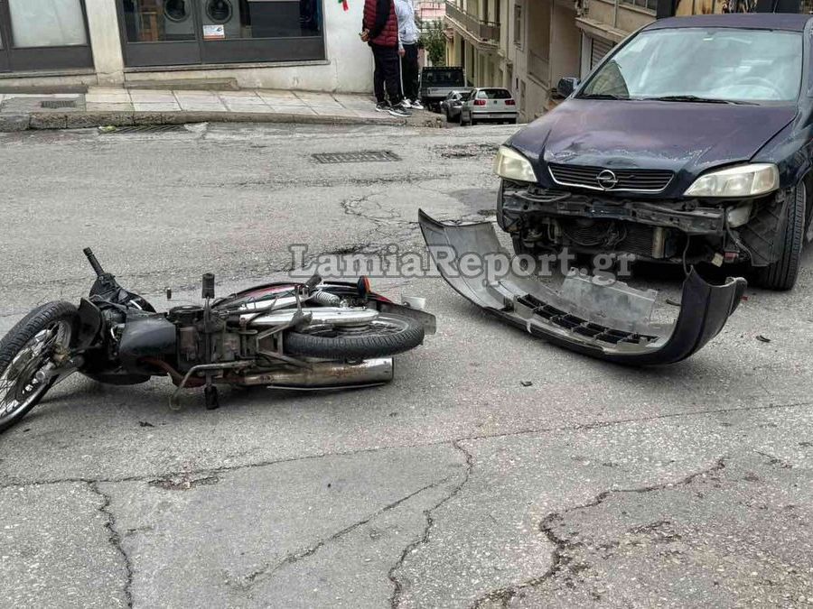 Λαμία: Σοβαρό τροχαίο με μηχανάκι – Στο νοσοκομείο ο δικυκλιστής