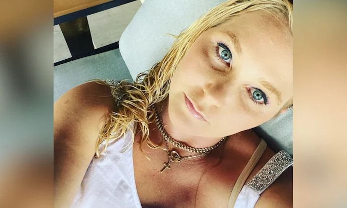 Βιρτζίνια Τζιουφρέ: «Με βίασε γνωστός πρωθυπουργός» – Το νέο απόσπασμα από το βιβλίο της