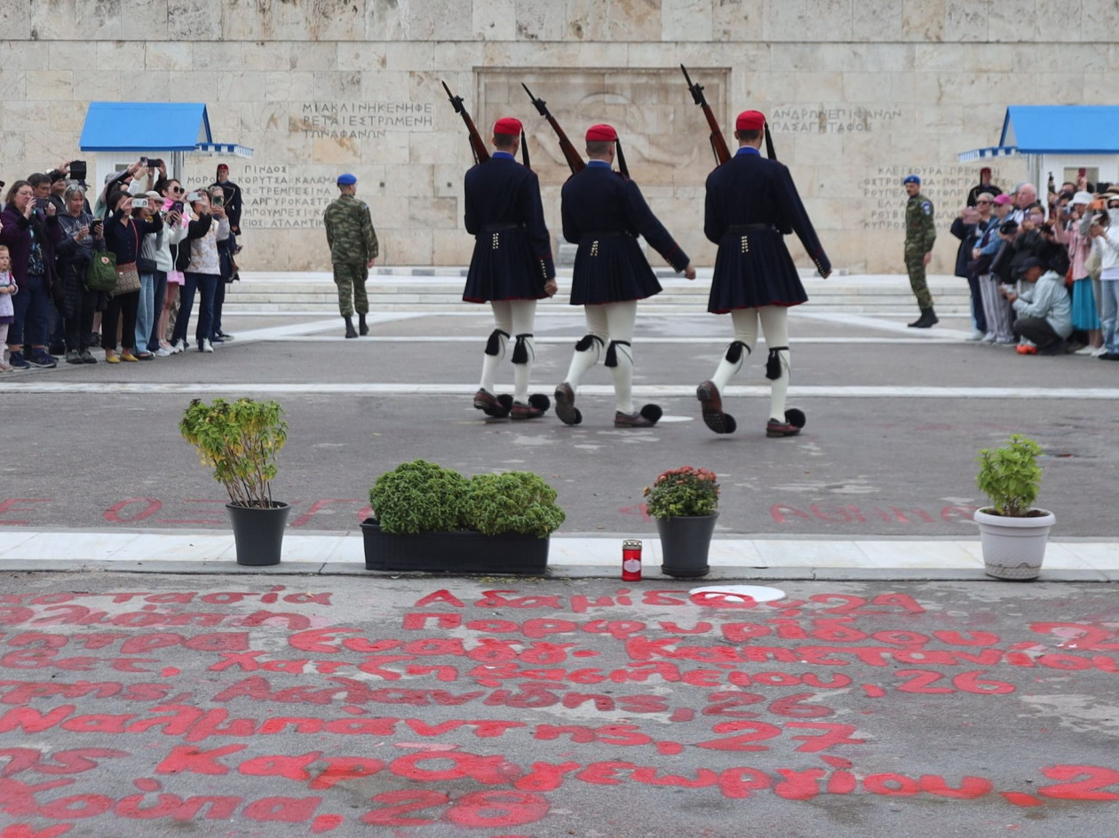 Άγνωστος Στρατιώτης: Αντίστροφη μέτρηση για την κατάθεση της τροπολογίας στη Βουλή