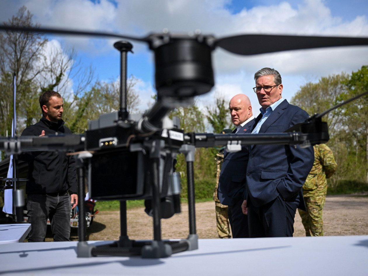 Μεγάλη Βρετανία: Θα επιτρέπεται στον στρατό να καταρρίπτει «απειλητικά drones»