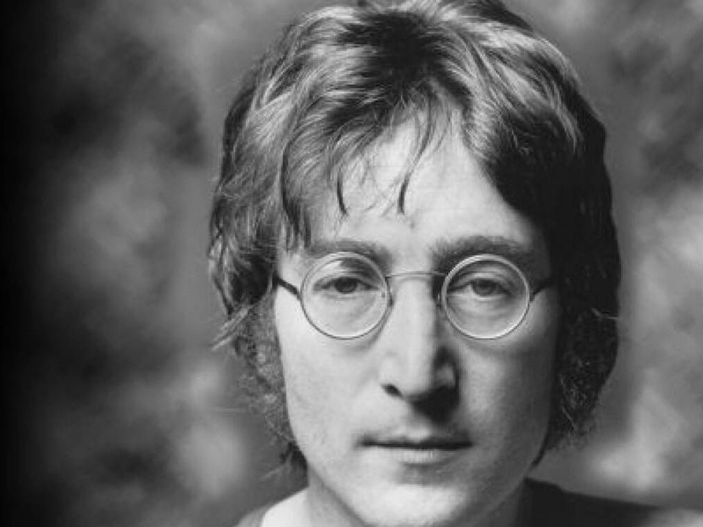 Ο δολοφόνος του Τζον Λένον αποκαλύπτει μετά από 45 χρόνια γιατί τον σκότωσε