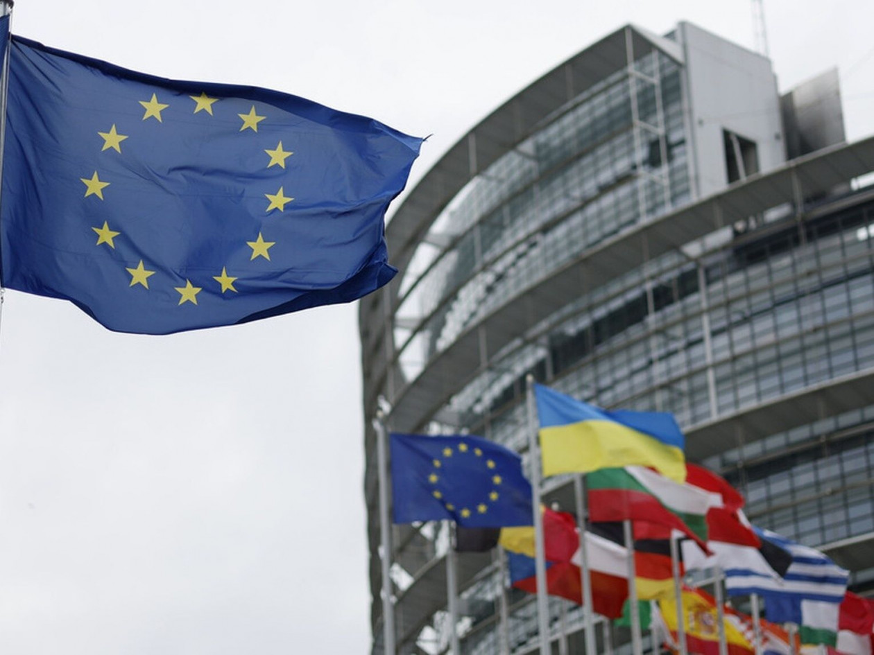 Η Ευρώπη αλλάζει τον κανόνα της διεύρυνσης: Ένταξη χωρίς πλήρη δικαιώματα ψήφου