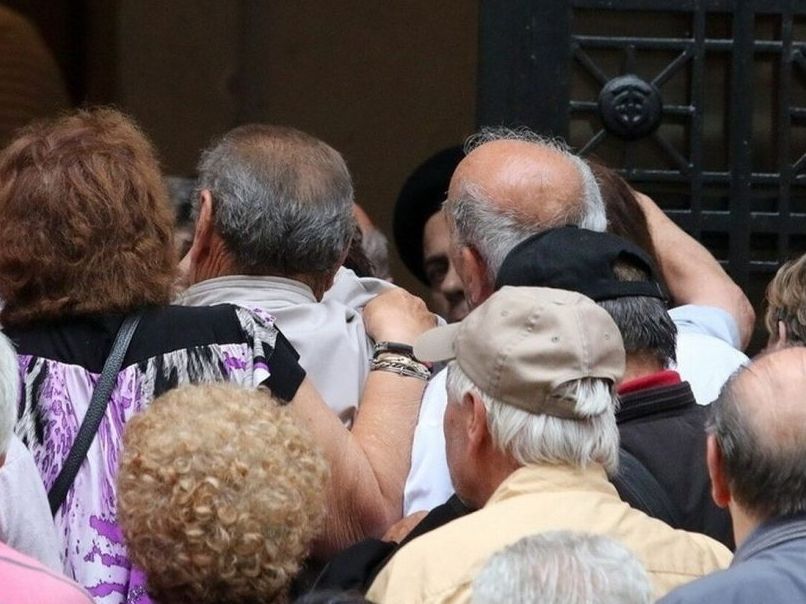 Καμία αλλαγή στα όρια συνταξιοδότησης – Το βέτο από την Κεραμέως