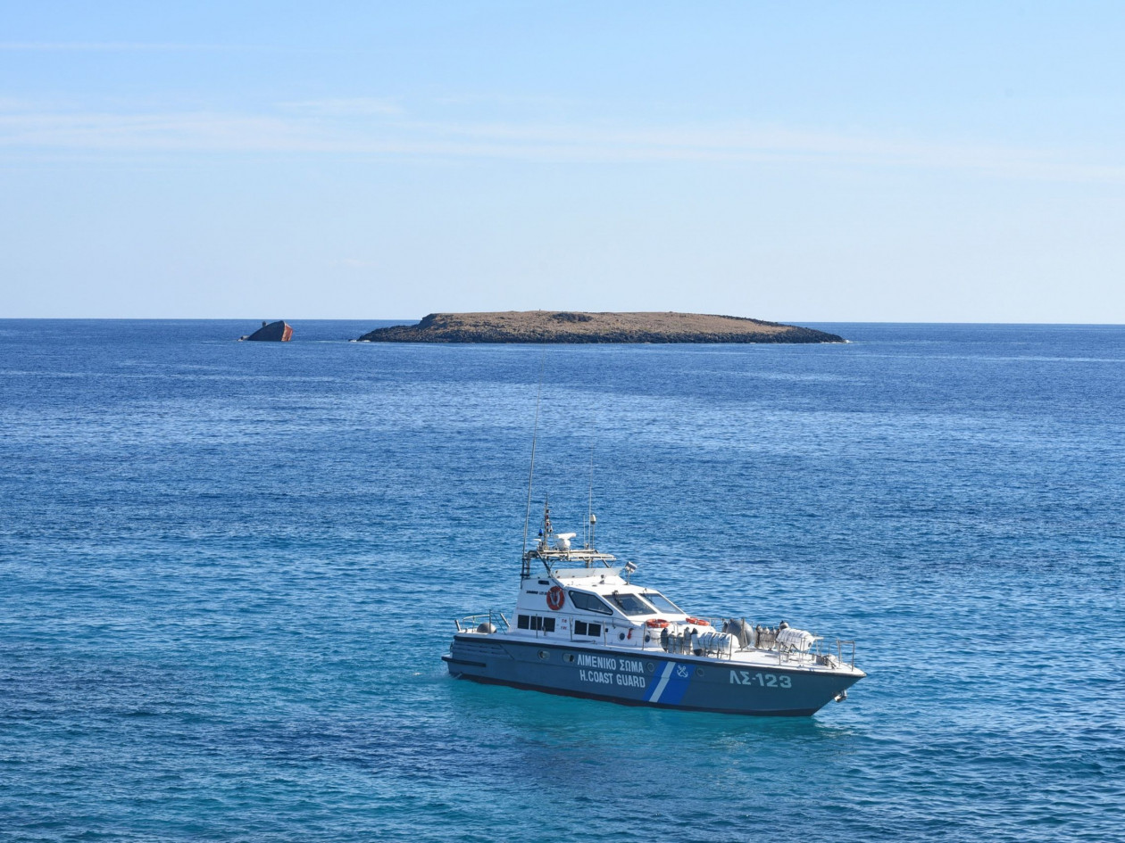Εντοπισμός και διάσωση 63 μεταναστών δυτικά της Ζακύνθου