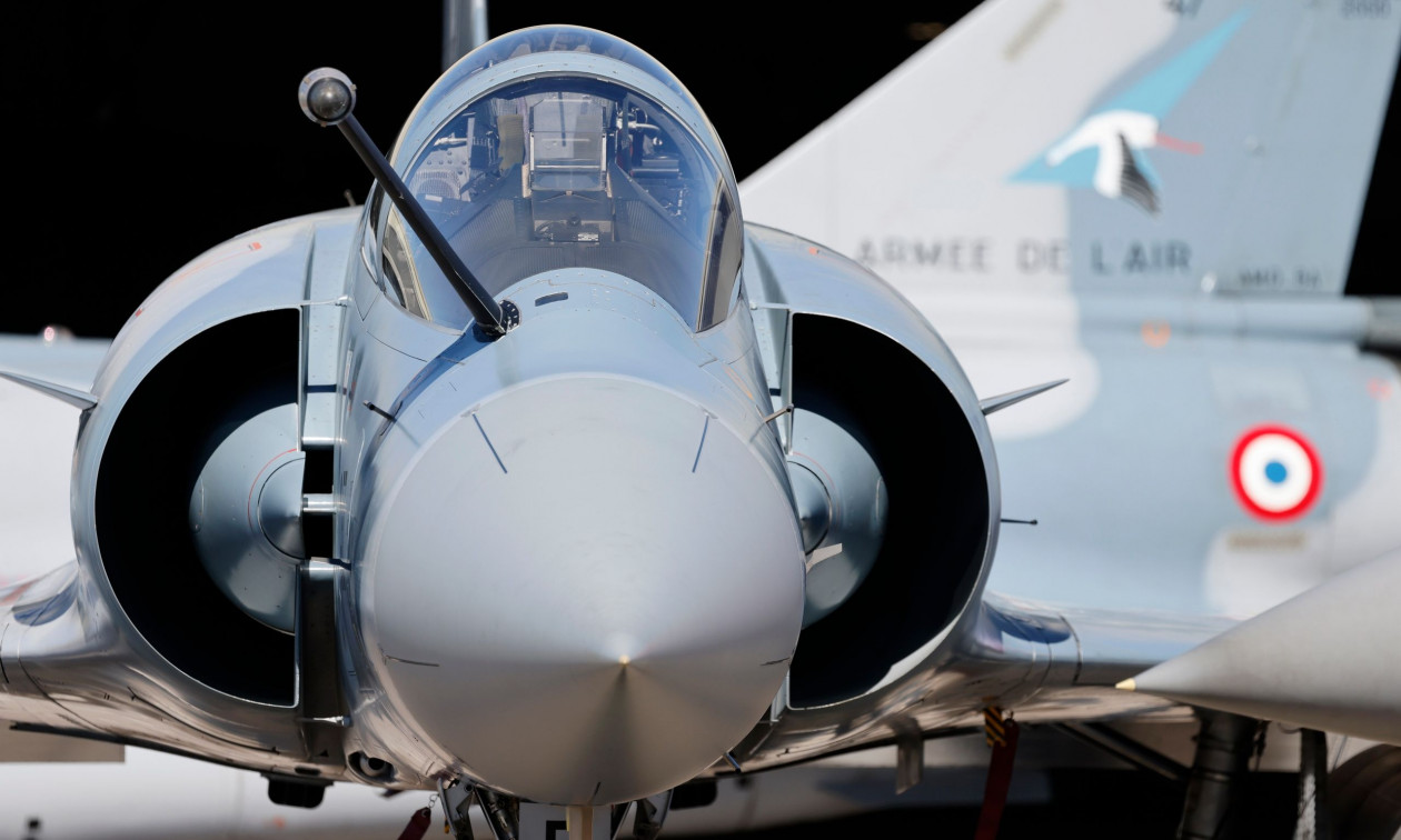 Γαλλία: Παραδίδει μαχητικά αεροσκάφη Mirage και πυραύλους Aster στο Κίεβο