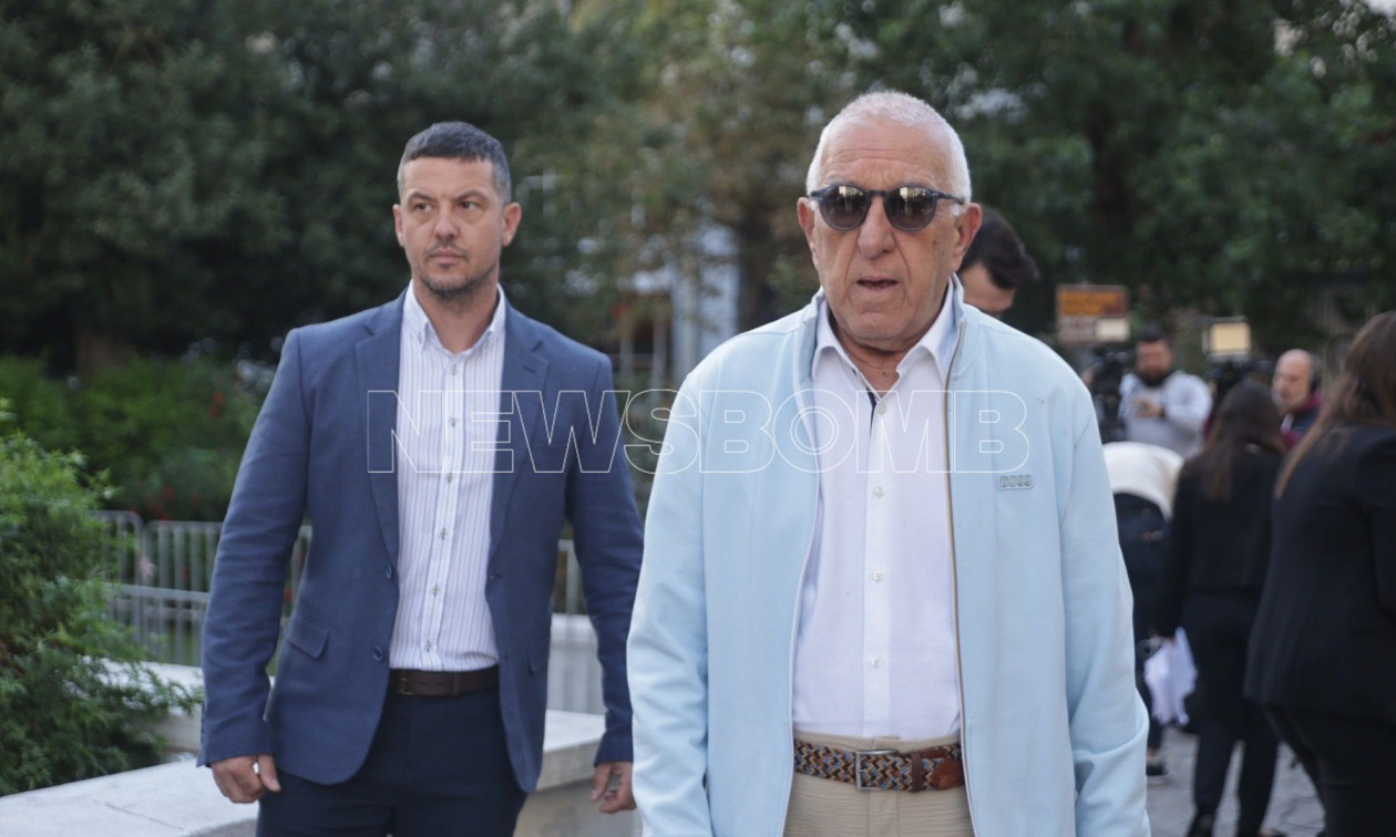 Κακλαμάνης για Διονύση Σαββόπουλο: «Το ουδείς αναντικατάστατος δεν ισχύει για εκείνον»