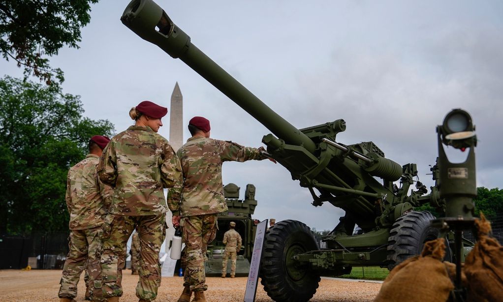 Μυστηριώδης δωρητής προσφέρει 130 εκατ. δολάρια για την πληρωμή στρατιωτών εν μέσω shutdown