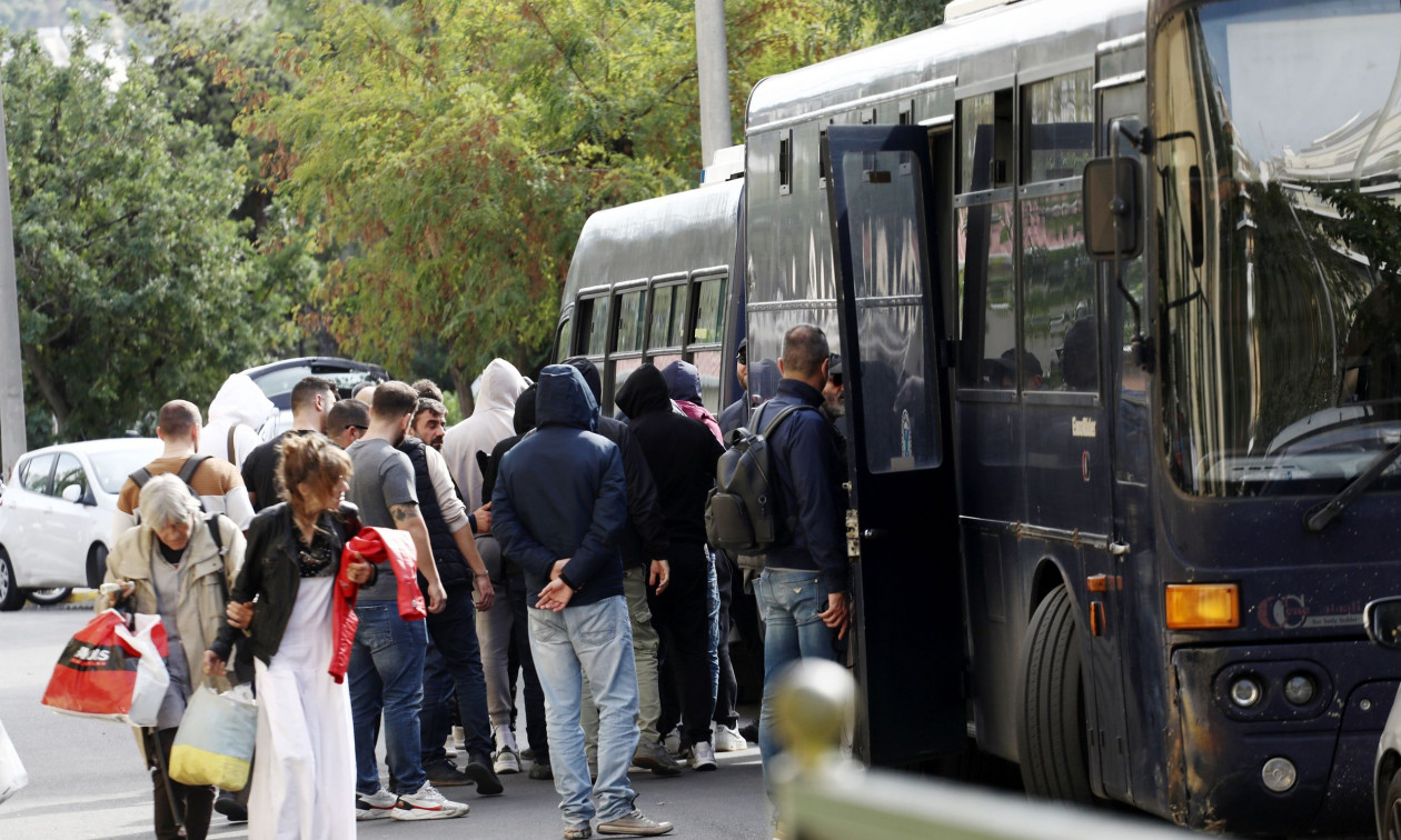 ΟΠΕΚΕΠΕ: «Δεν ήξερε τίποτα» η πρώην σύζυγος του φερόμενου αρχηγού – Τέθηκε σε κατ΄οίκον περιορισμό