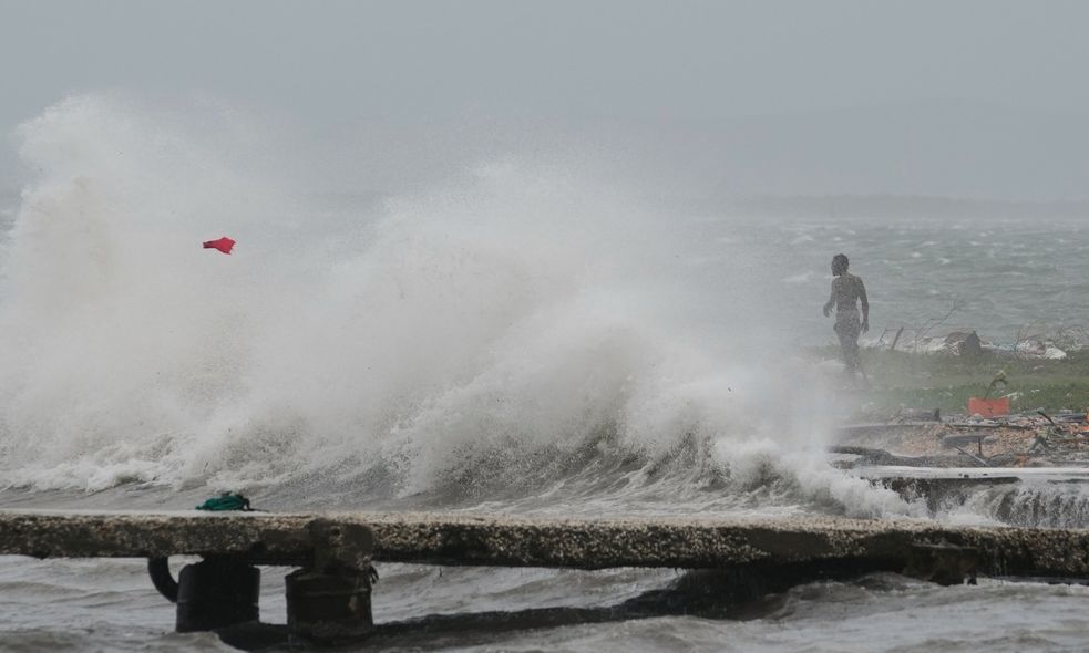Τυφώνας Μελίσσα: Σάρωσε τη Τζαμάικα, φθάνει στην Κούβα – Τουλάχιστον 7 νεκροί και τεράστιες ζημιές