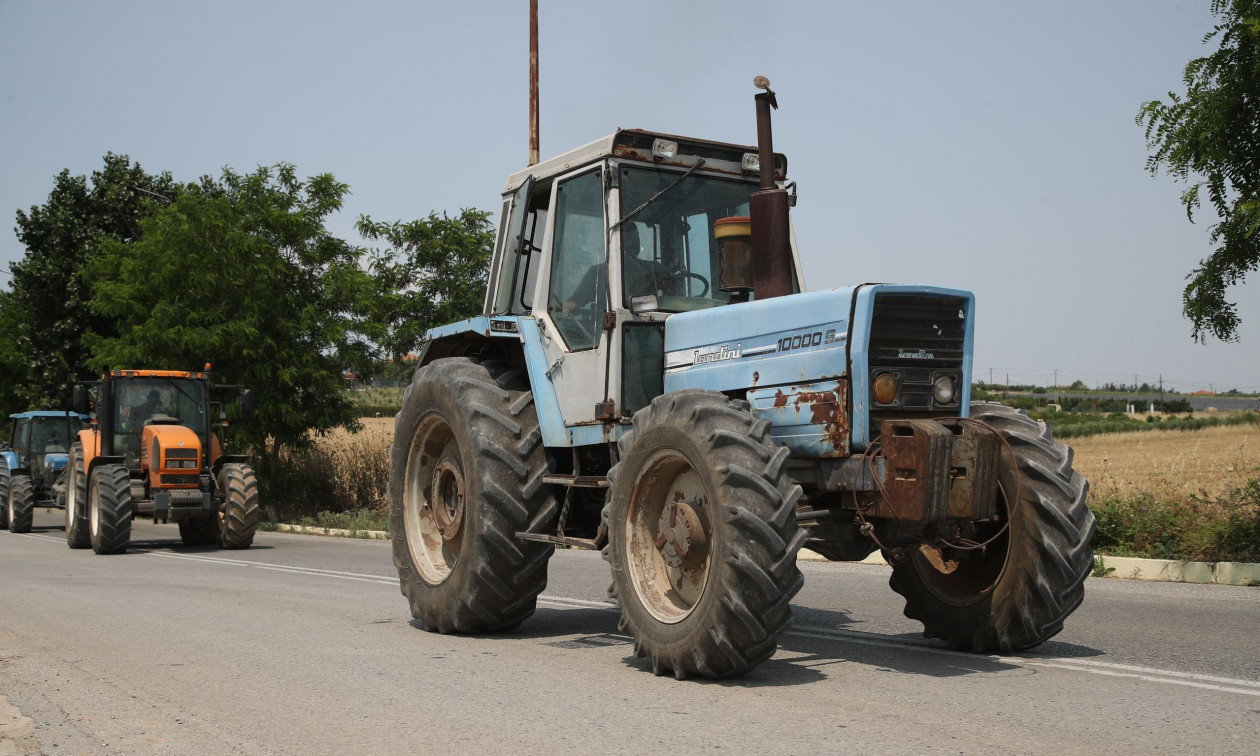 Κρήτη: Ξεκινούν τα μπλόκα οι κτηνοτρόφοι – «Κόβουν στα δύο» τον ΒΟΑΚ