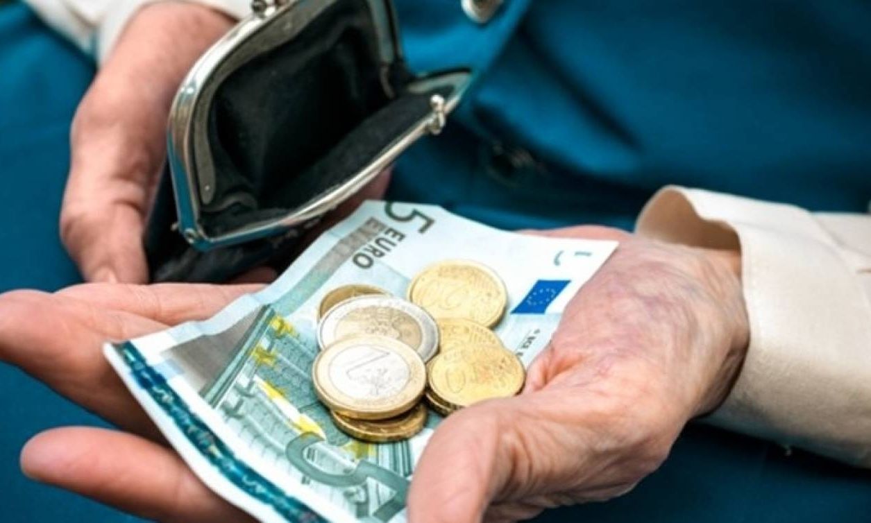 Τσάπαλος: Επίδομα 250 ευρώ σε συνταξιούχους και επιστροφή ενοικίου – Ανακοινώθηκε η ημερομηνία