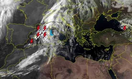 Καιρός: Πλησιάζει μια διαταραχή από την Ιταλία – Πότε έρχονται οι πρώτες βροχές του Νοεμβρίου