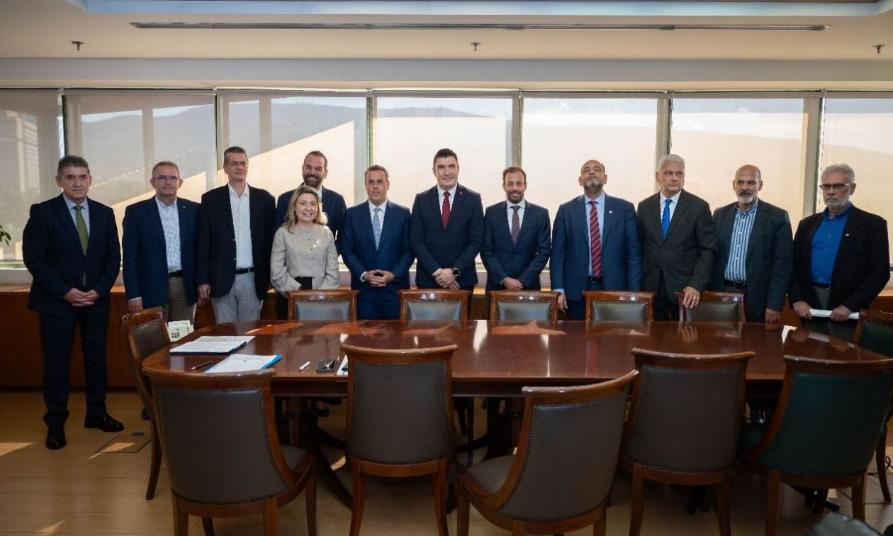 H Coca-Cola Τρία Έψιλον αναλαμβάνει την αποκατάσταση πυρόπληκτων περιοχών στην Αχαΐα με δωρεά €1 εκ.