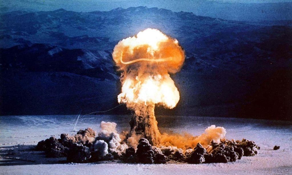 Ο Τραμπ ανατρέπει για πρώτη φορά από το 1992 την πολιτική των ΗΠΑ για τα πυρηνικά – Τι σημαίνει